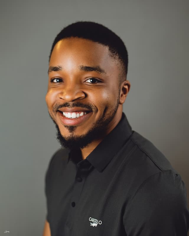 Portrait of Emmanuel Uwidia